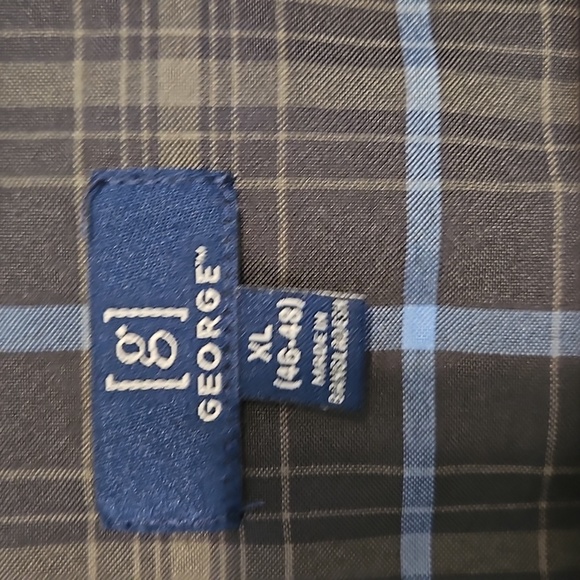 George Mens Blue, Gray, and black plaid short sleeve button down shirt - Picture 2 of 6